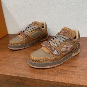 LV TRAINER 020